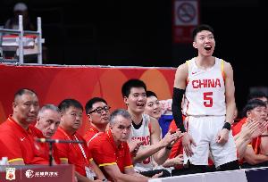 媒体人:这支日本二队没有单点爆破的选手 中国男篮放平心态即可