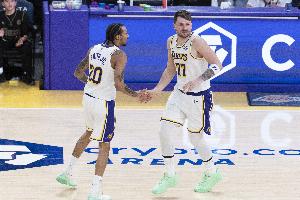 即将签皇马!小尼克·史密斯:东契奇说打NBA比欧洲联赛简单得多